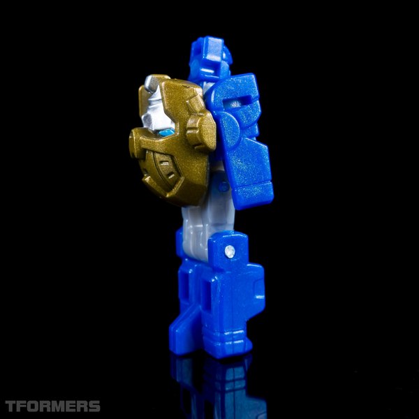 TFormers Titans Return Gallery   Siege On Cybertron Metalhawk 41 (41 of 91)